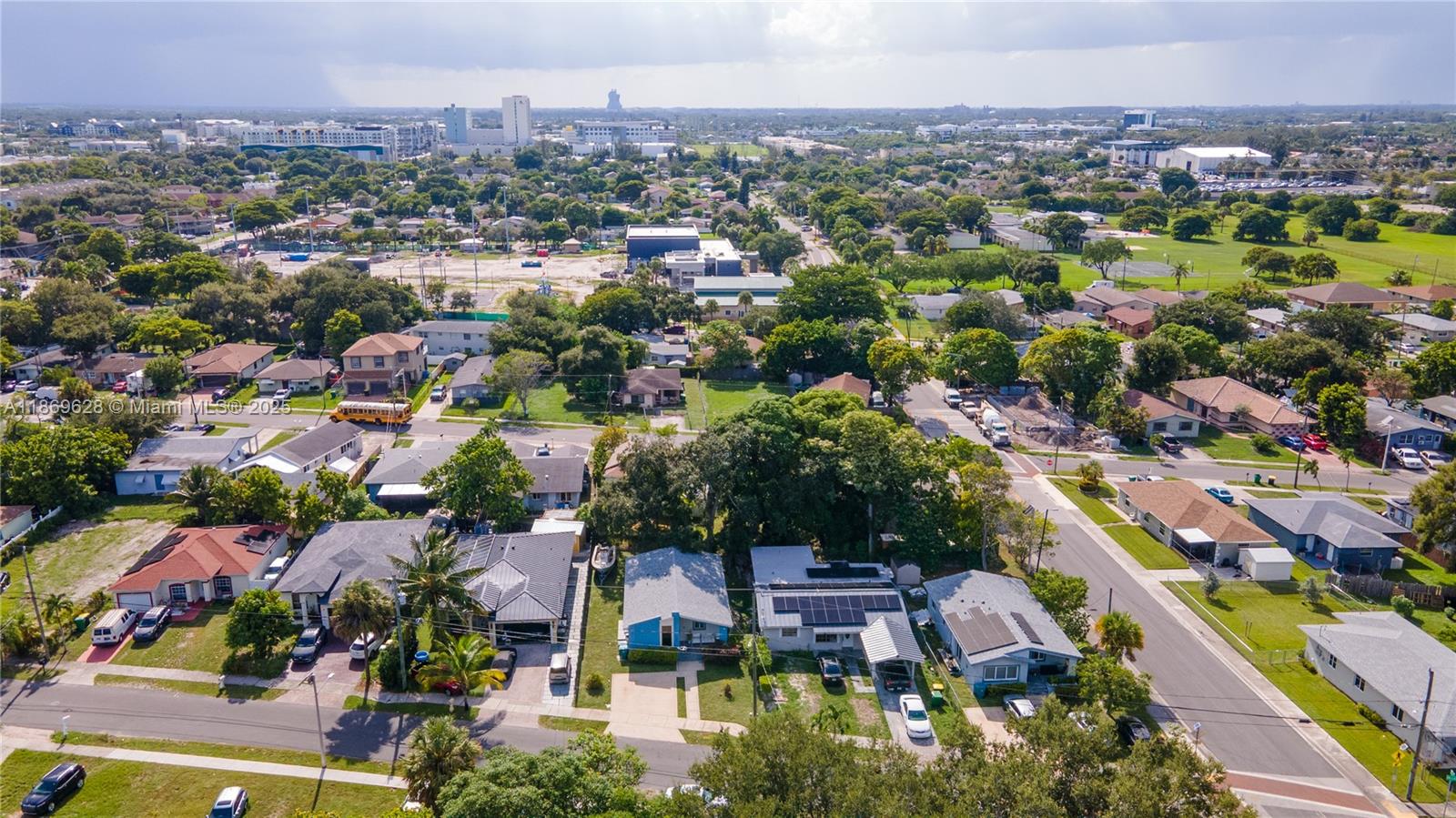 TOWN OF MODELO (DANIA) B- - Residential