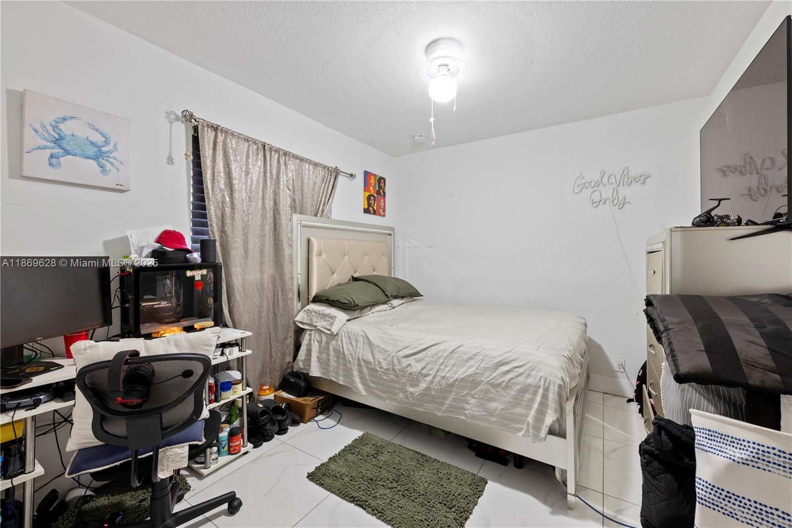 TOWN OF MODELO (DANIA) B- - Residential