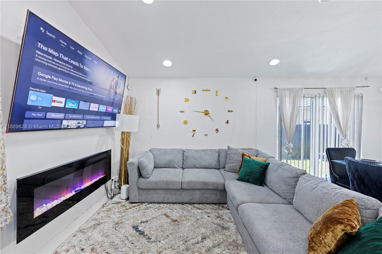 135 NW 6th Ave