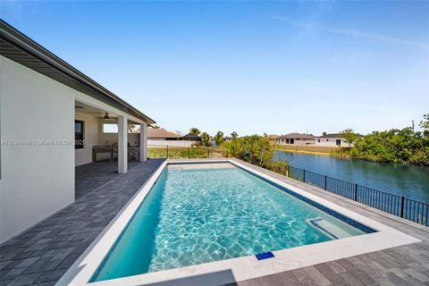 1427 NW 17th st Cape Coral FL 33993