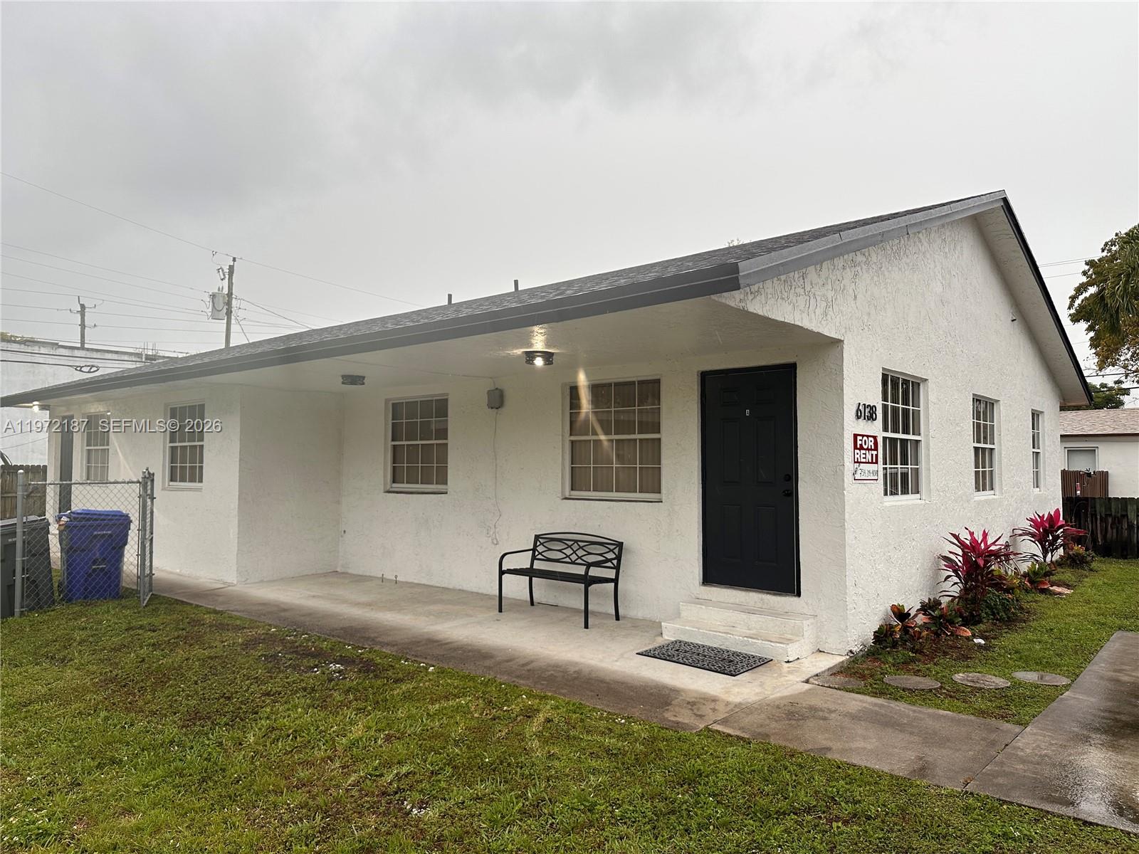 HOLLYWOOD BEACH HEIGHTS S - Residential Lease
