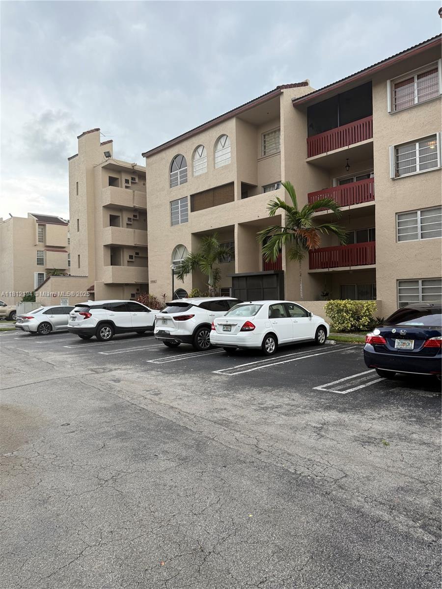 THE PRADO CONDO - Residential