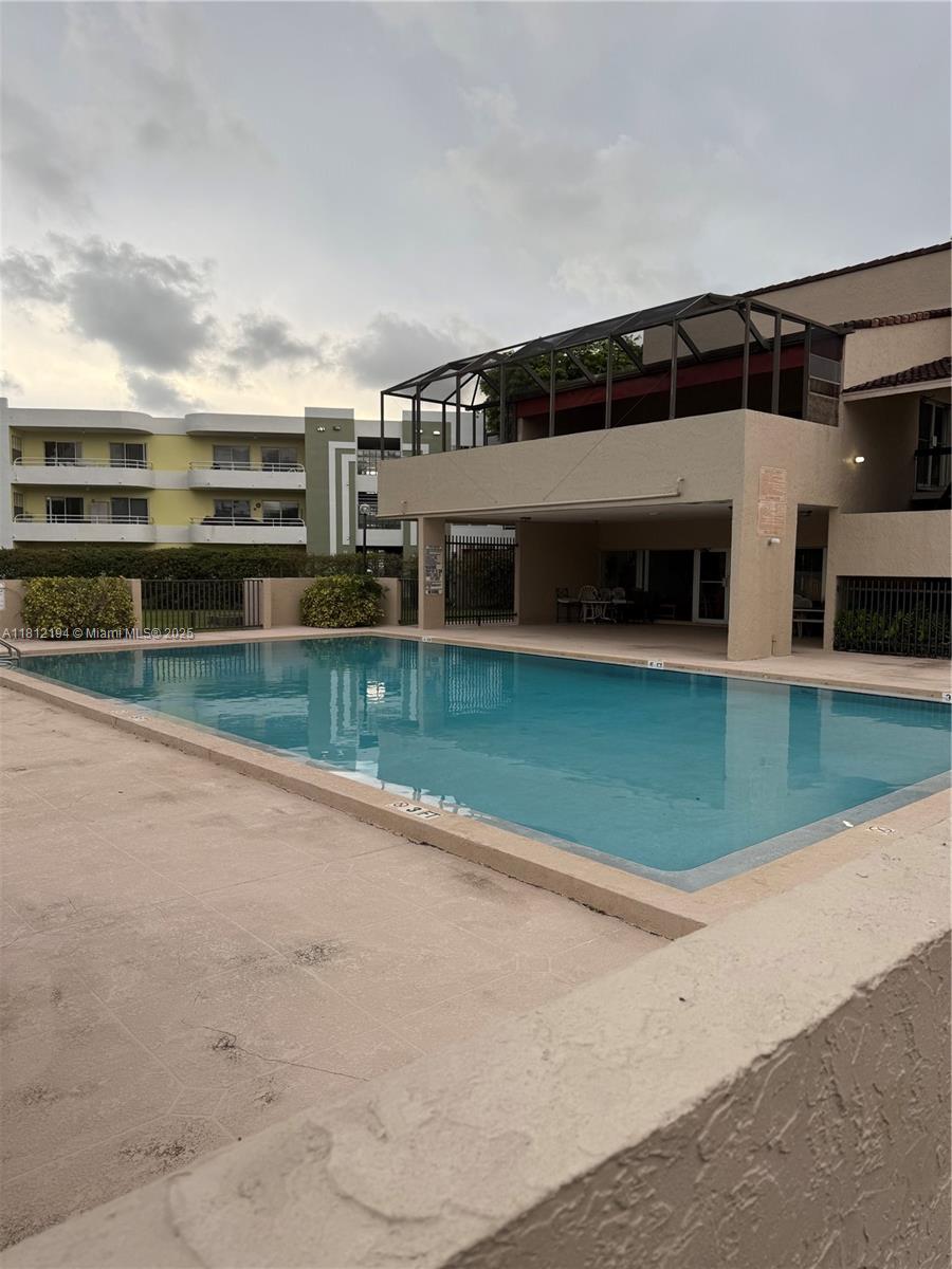 THE PRADO CONDO - Residential