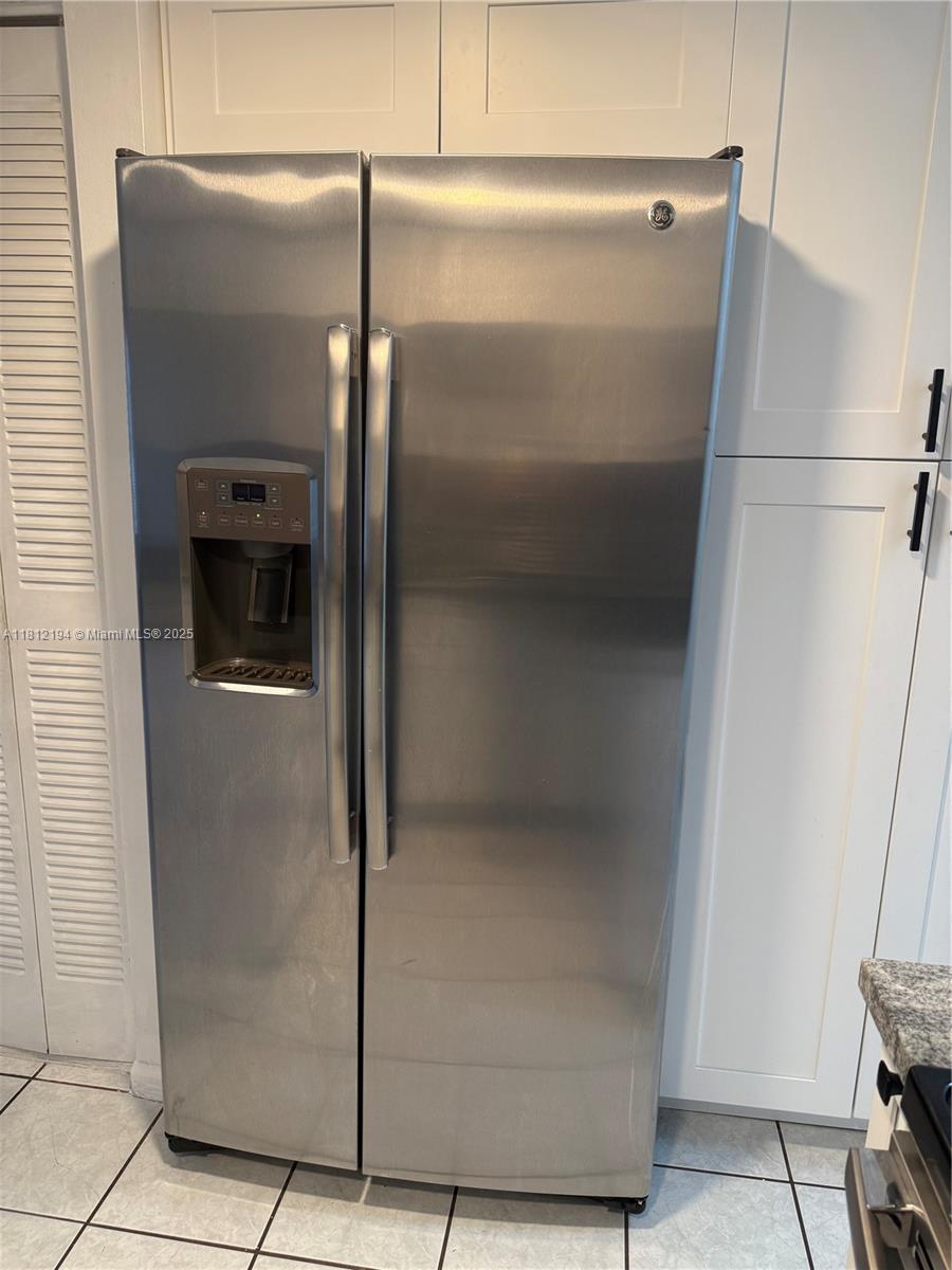 THE PRADO CONDO - Residential