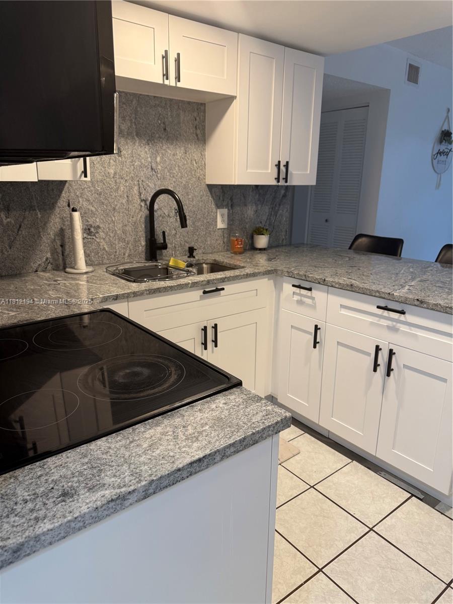 THE PRADO CONDO - Residential