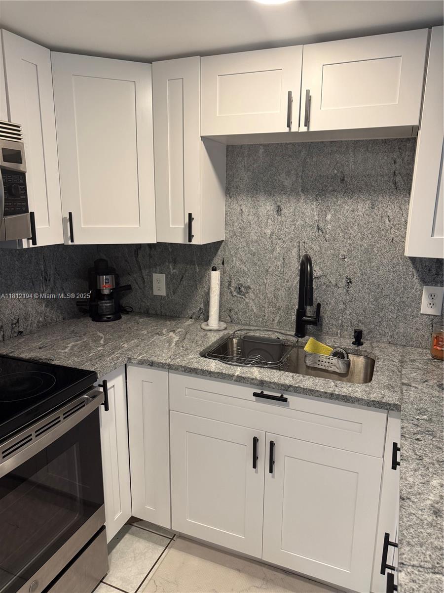 THE PRADO CONDO - Residential