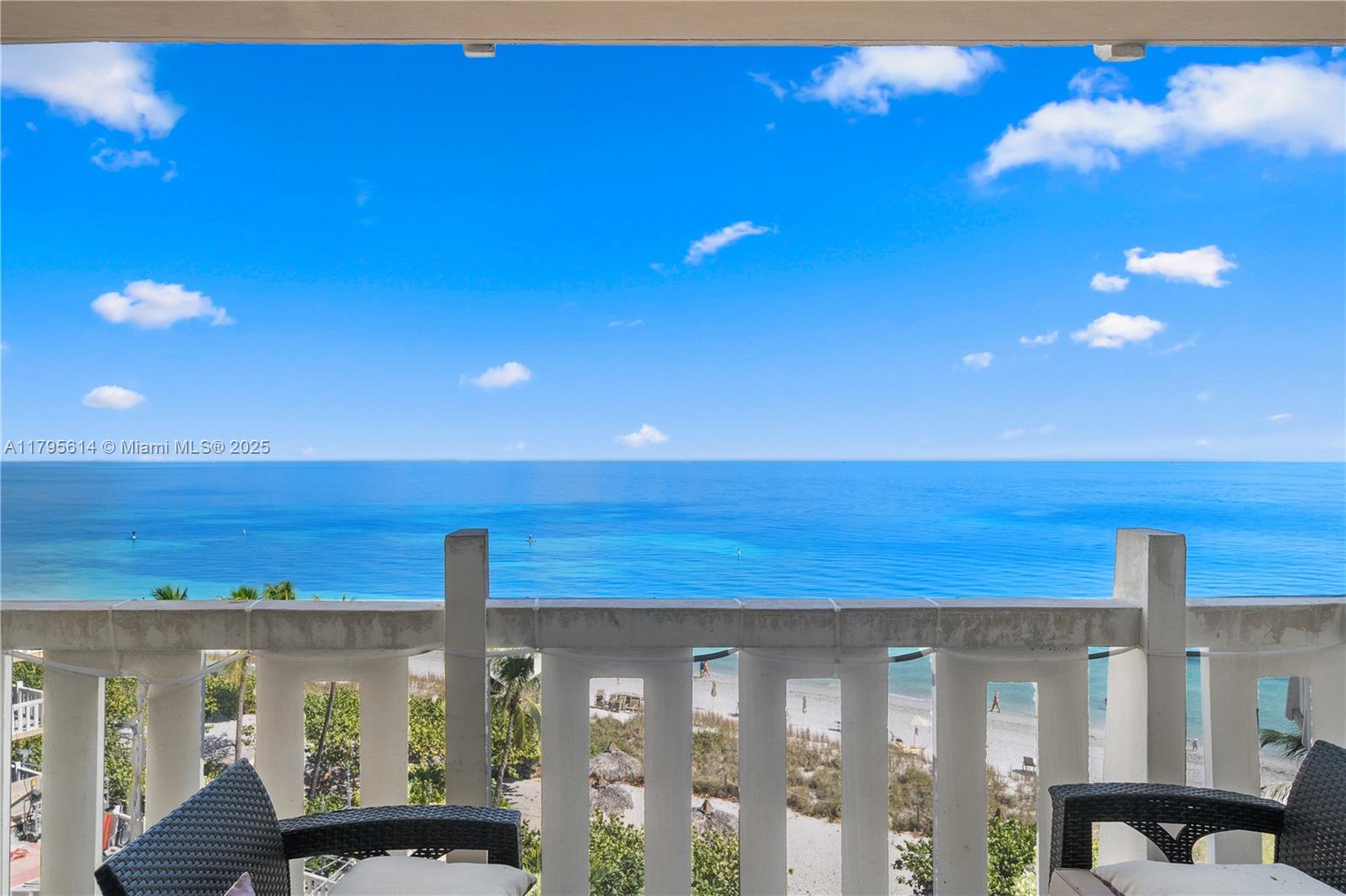 Rental Property at 1111 Crandon Blvd B506, Key Biscayne, Miami-Dade County, Florida - Bedrooms: 2 
Bathrooms: 2  - $4,500 MO.