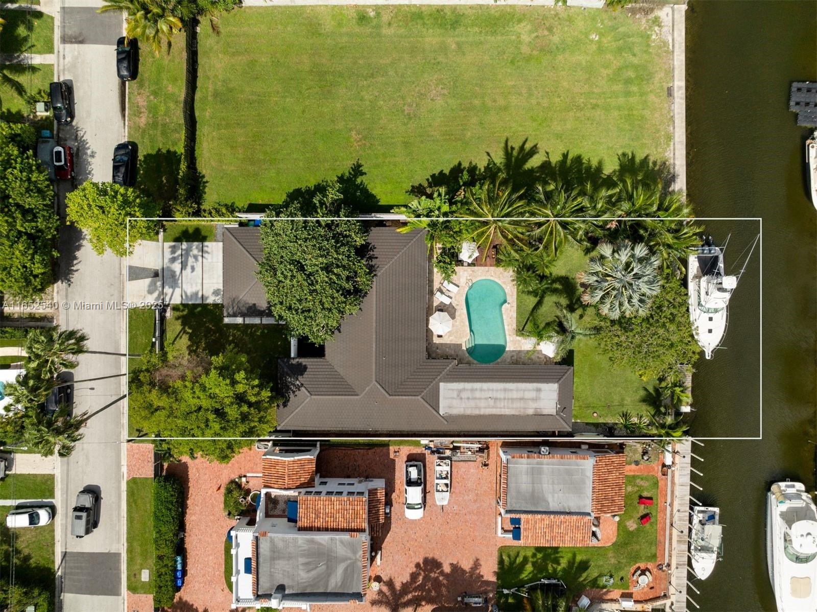 ADEMAR PARK AMD PL - Residential