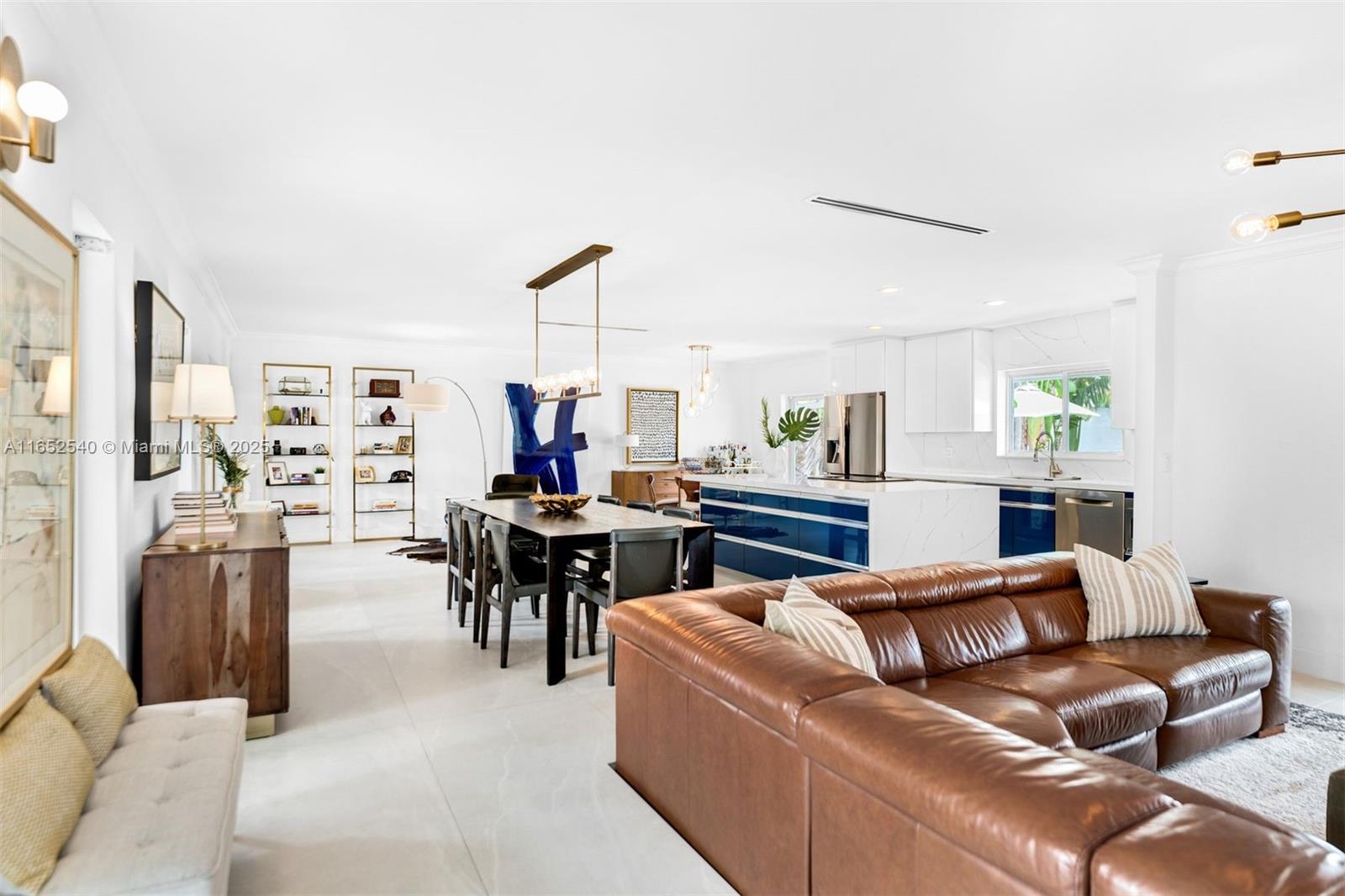 ADEMAR PARK AMD PL - Residential