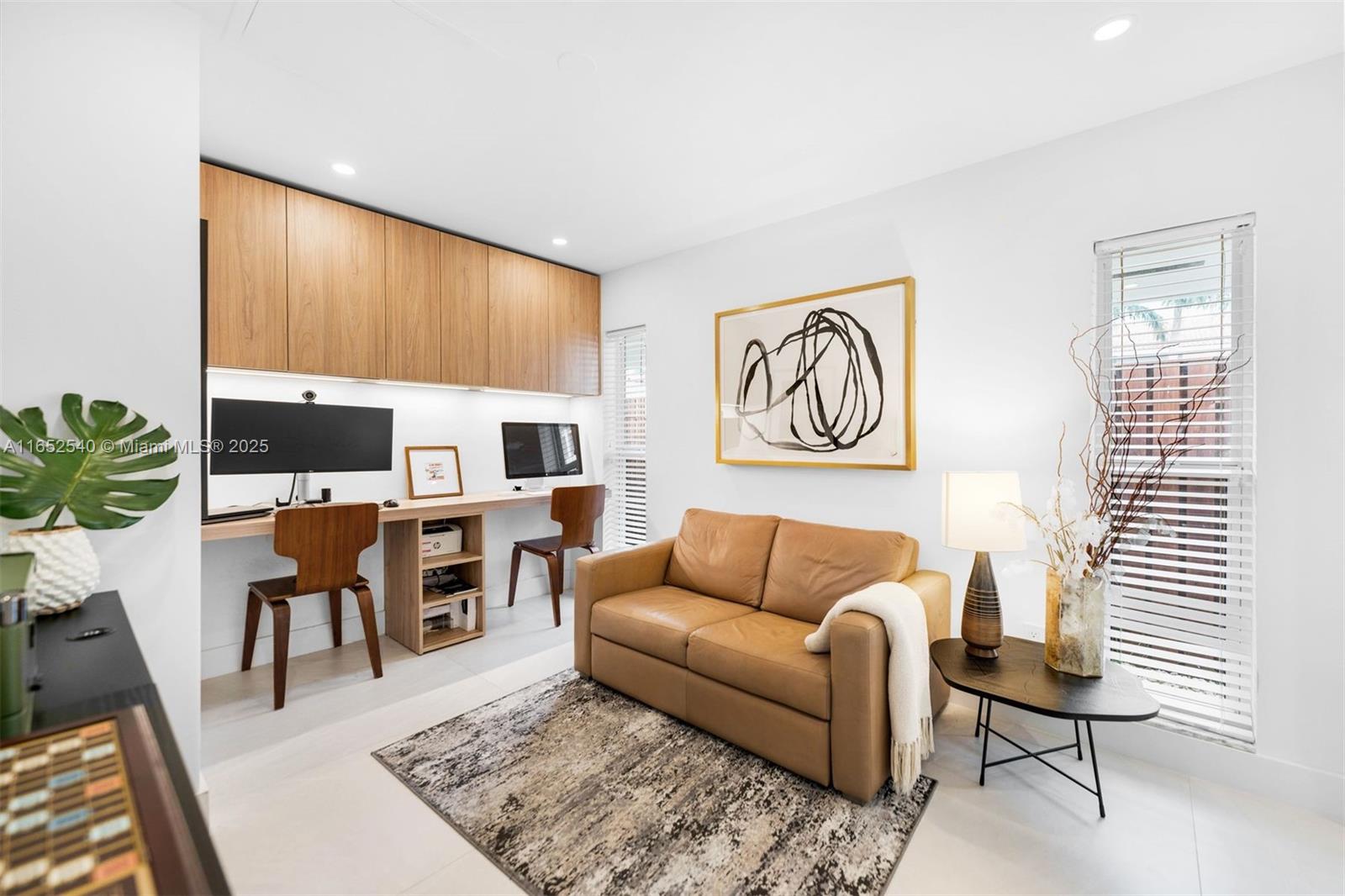 ADEMAR PARK AMD PL - Residential