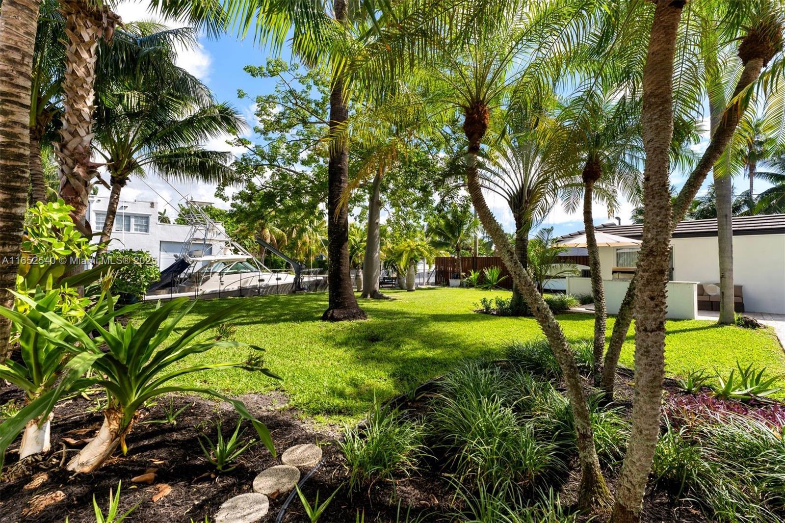 ADEMAR PARK AMD PL - Residential