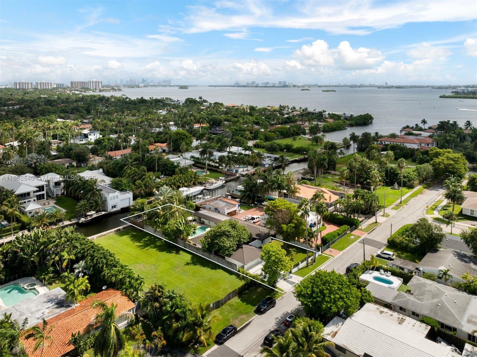 ADEMAR PARK AMD PL - Residential