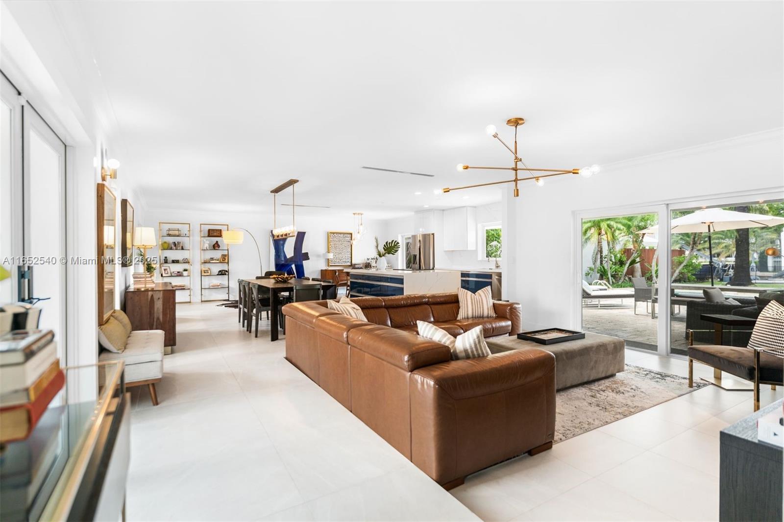 ADEMAR PARK AMD PL - Residential