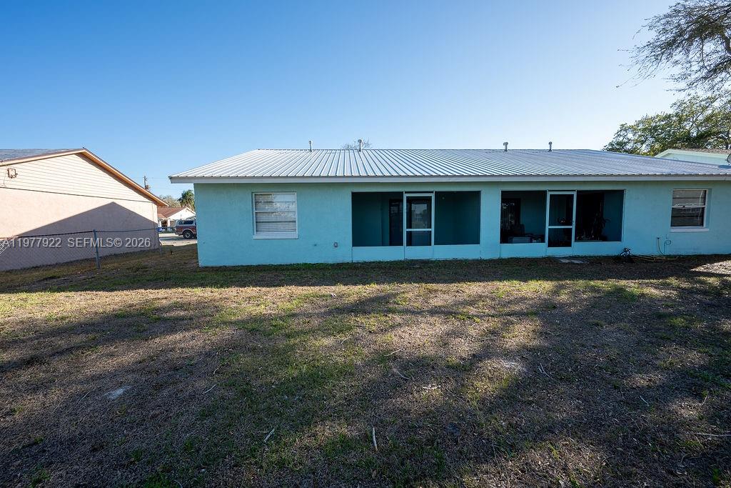 CASA LOMA - Residential Income