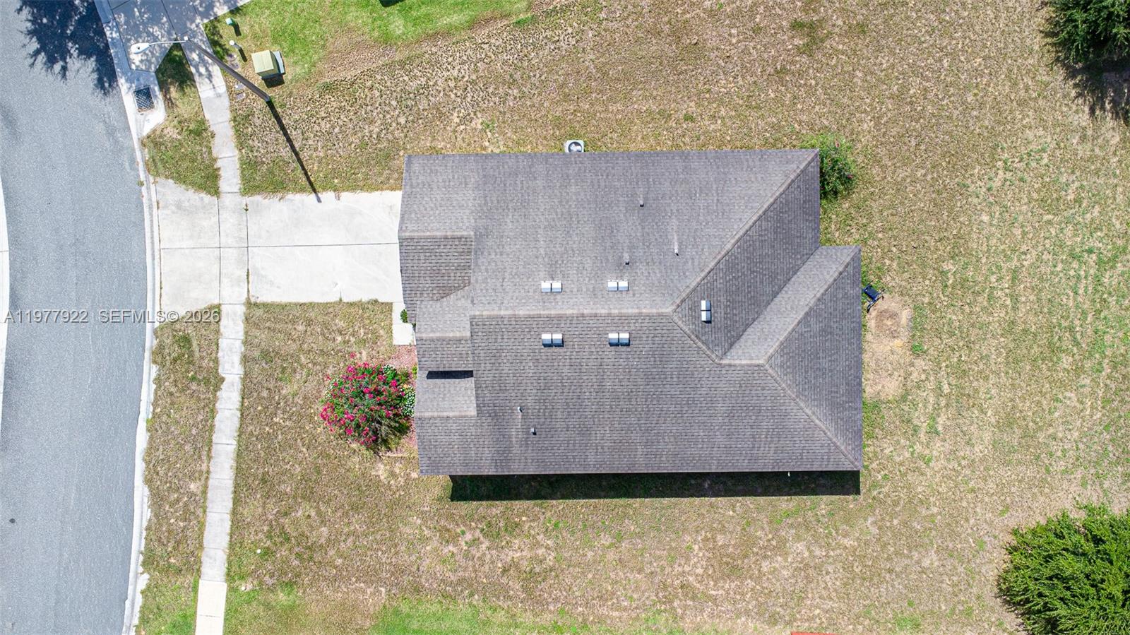 CASA LOMA - Residential Income