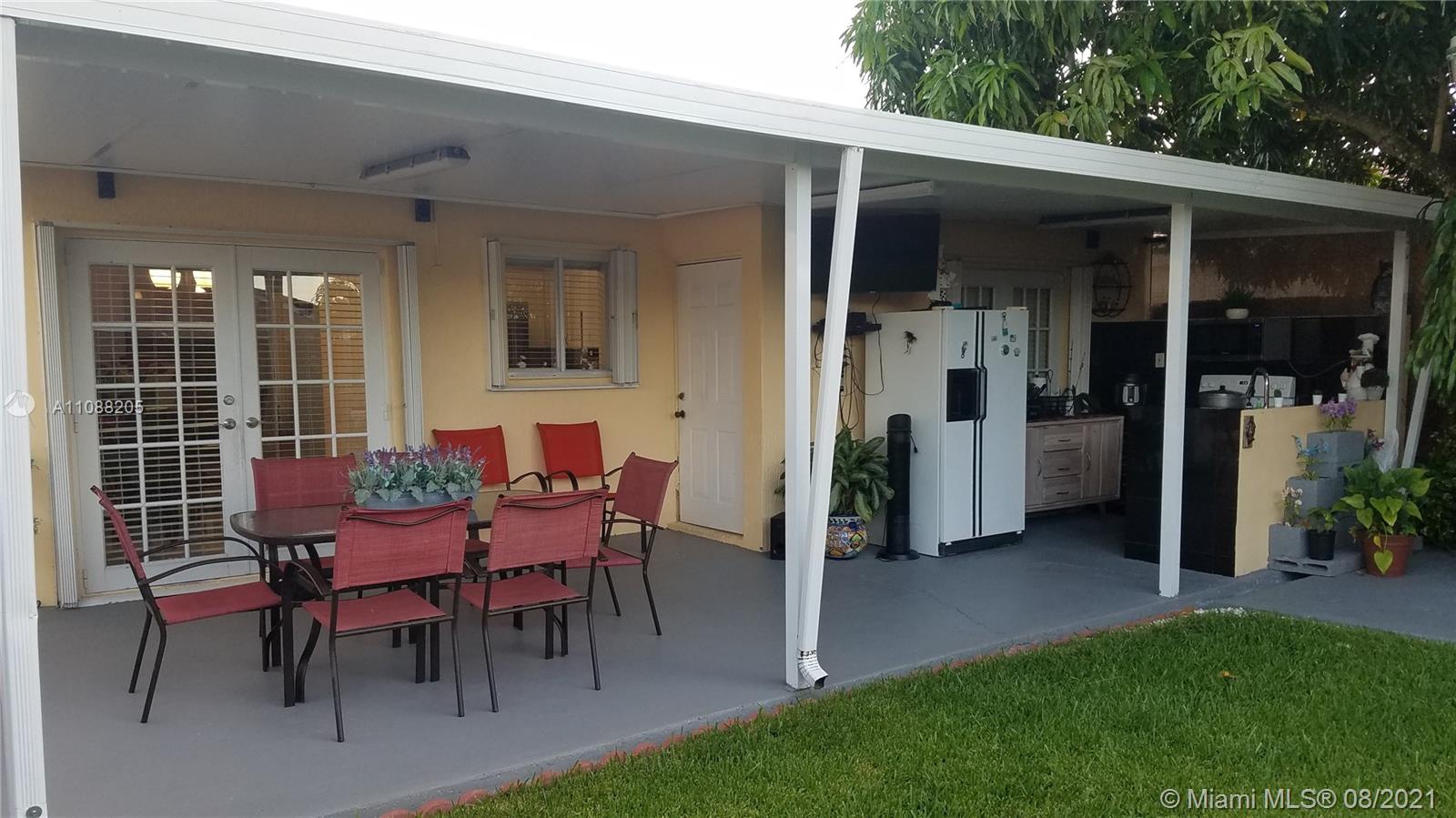 WEITZER SERENA LAKES WEST - Residential