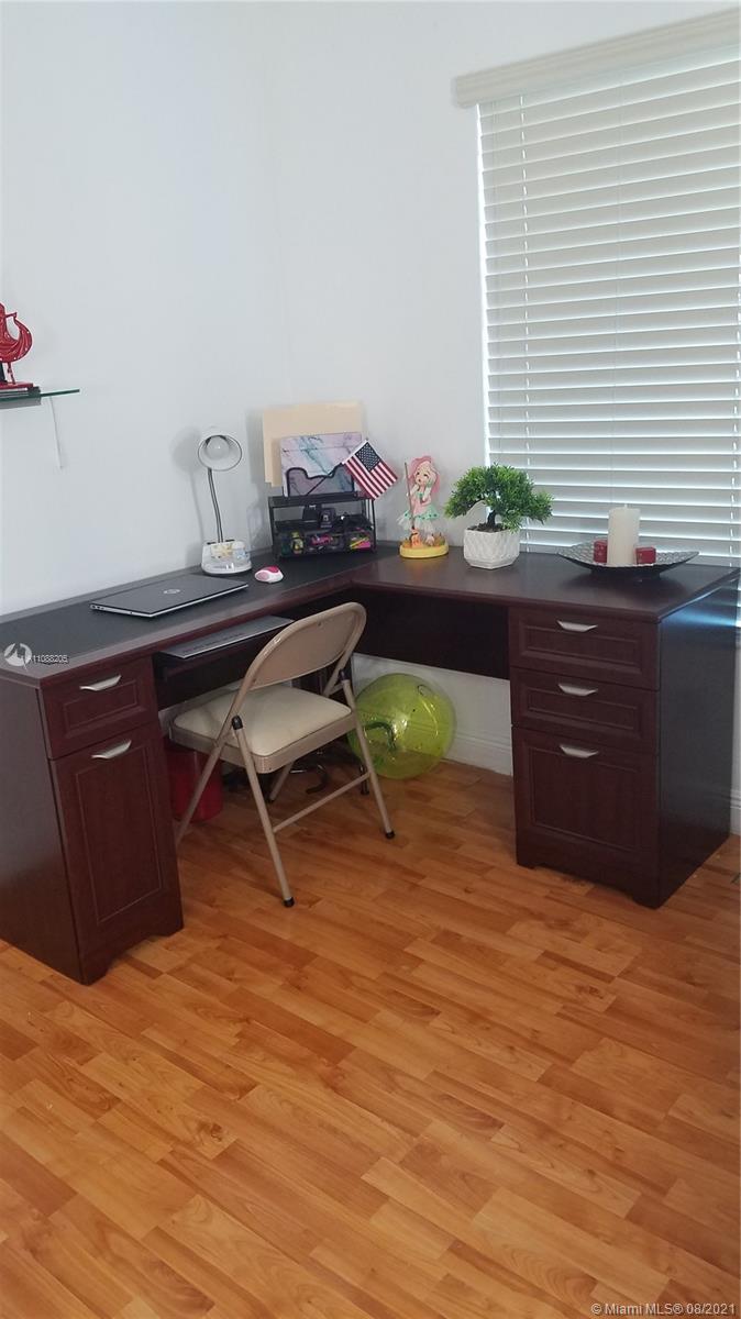 WEITZER SERENA LAKES WEST - Residential