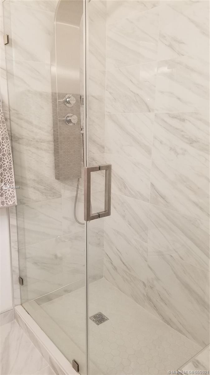 WEITZER SERENA LAKES WEST - Residential