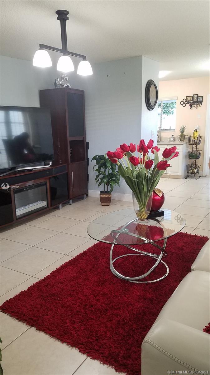 WEITZER SERENA LAKES WEST - Residential