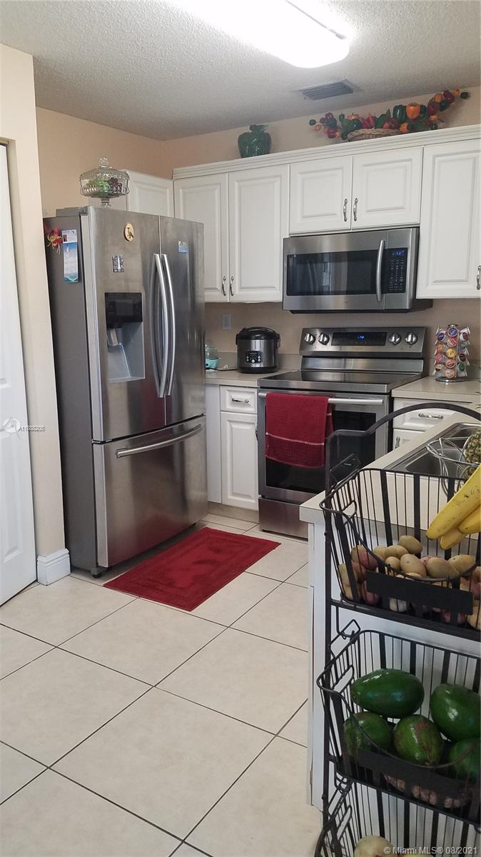 WEITZER SERENA LAKES WEST - Residential