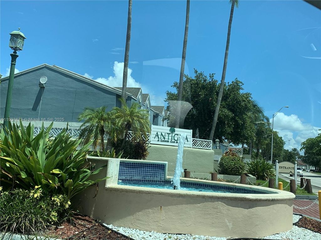 Photo of 17500 NW 67th Pl #K-4, Hialeah, FL 33015 (MLS # A11907673)