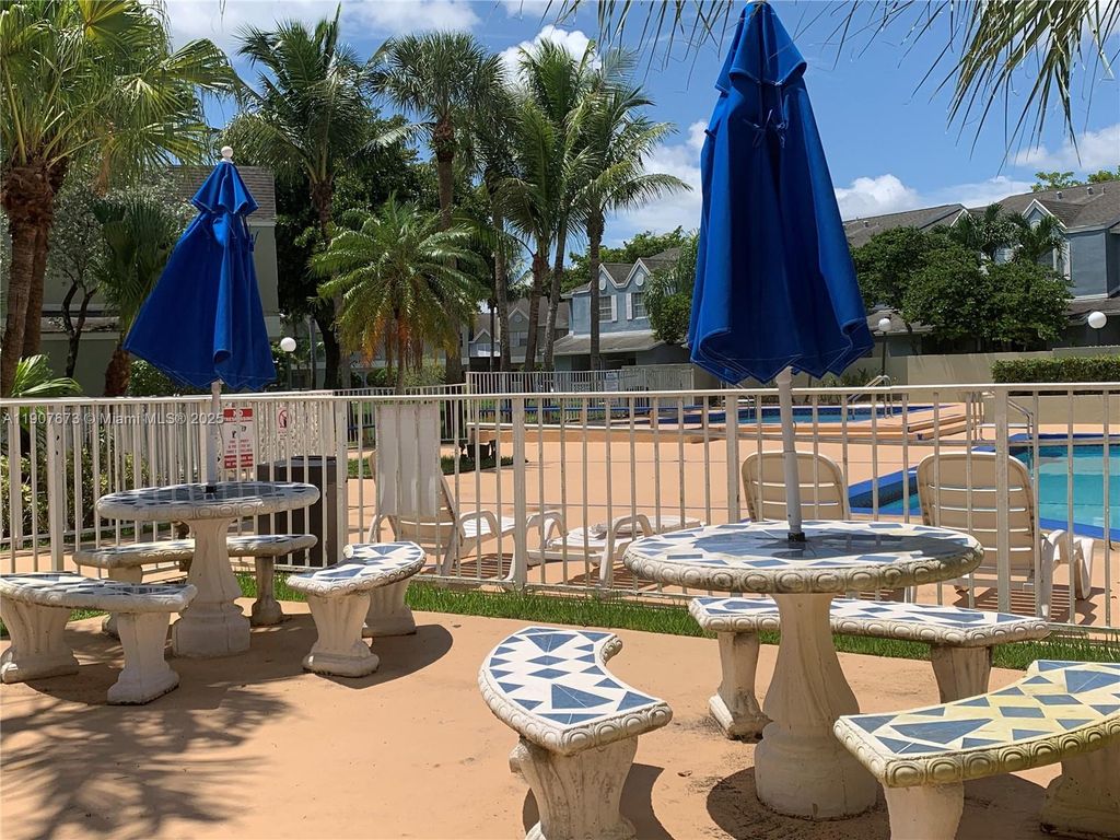 Photo of 17500 NW 67th Pl #K-4, Hialeah, FL 33015 (MLS # A11907673)