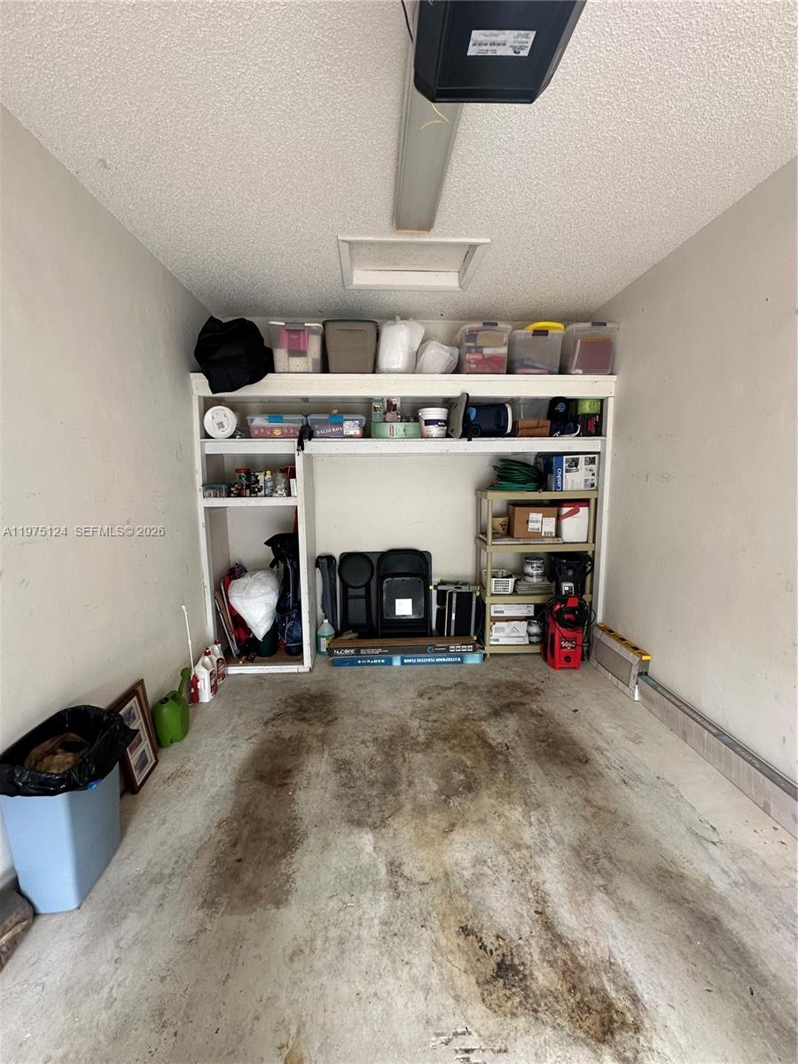 ENCINO AT GRAND PALMS 1 C - Residential