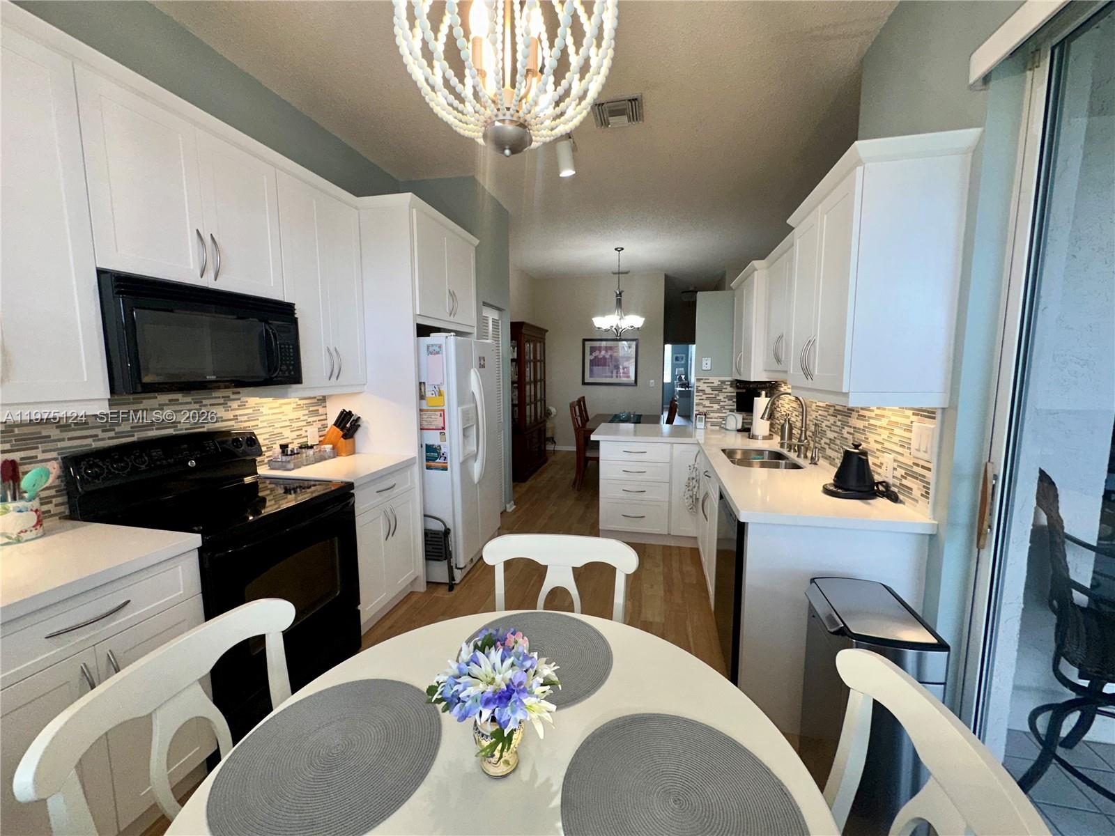 ENCINO AT GRAND PALMS 1 C - Residential