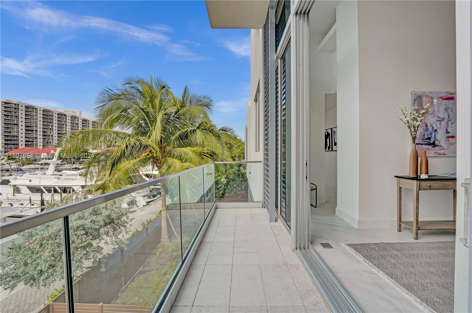 VIDA AT THE POINT - Residential