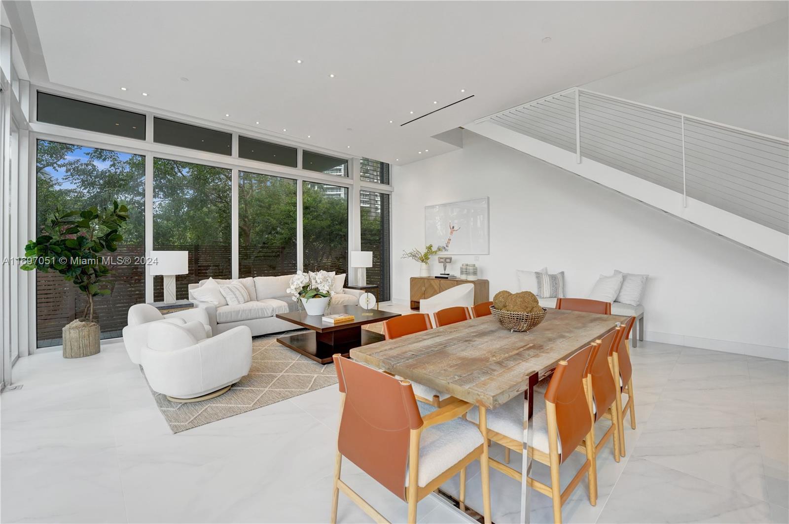 VIDA AT THE POINT - Residential