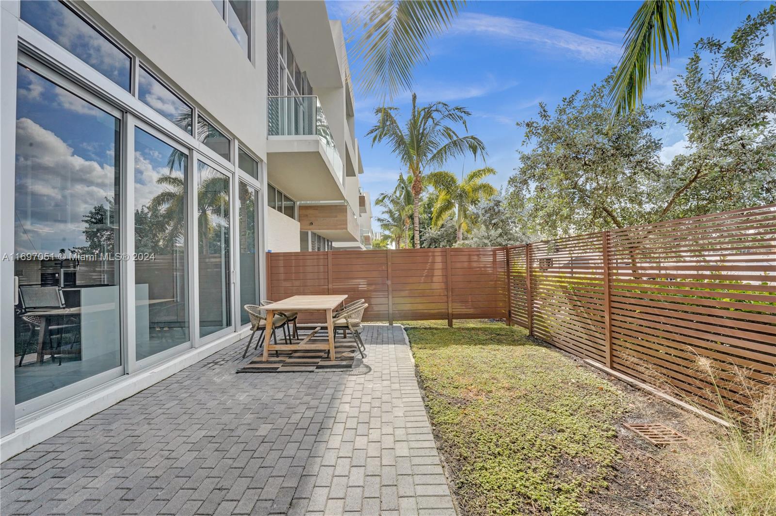 VIDA AT THE POINT - Residential