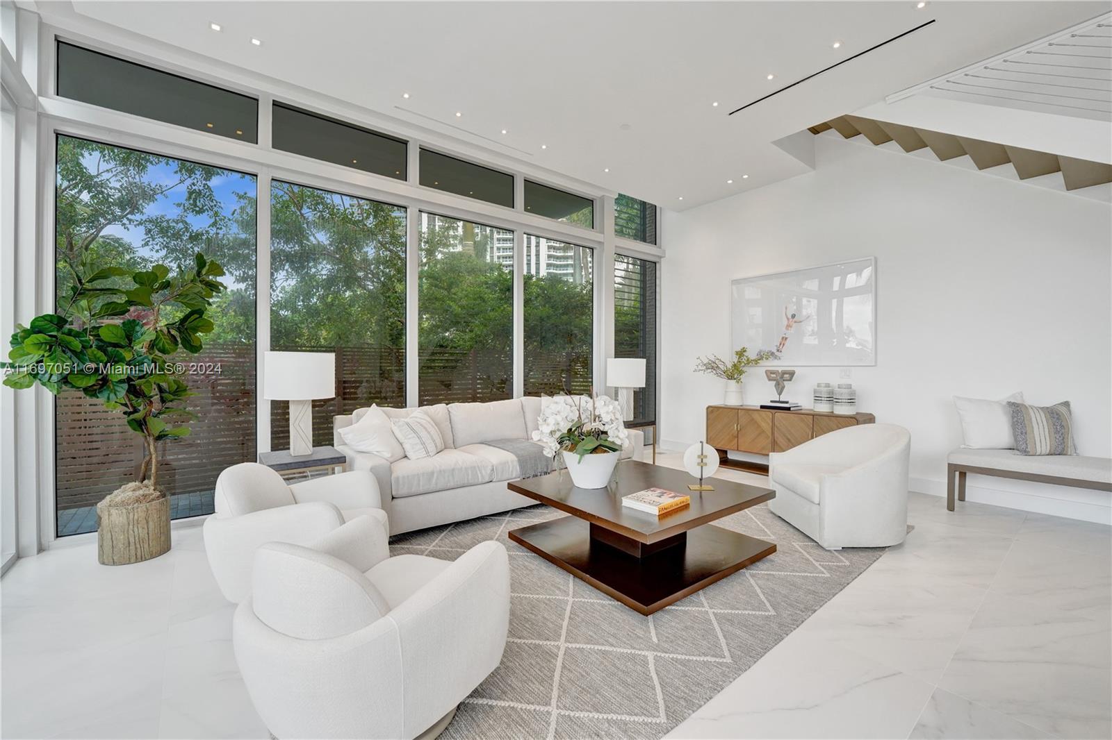 VIDA AT THE POINT - Residential