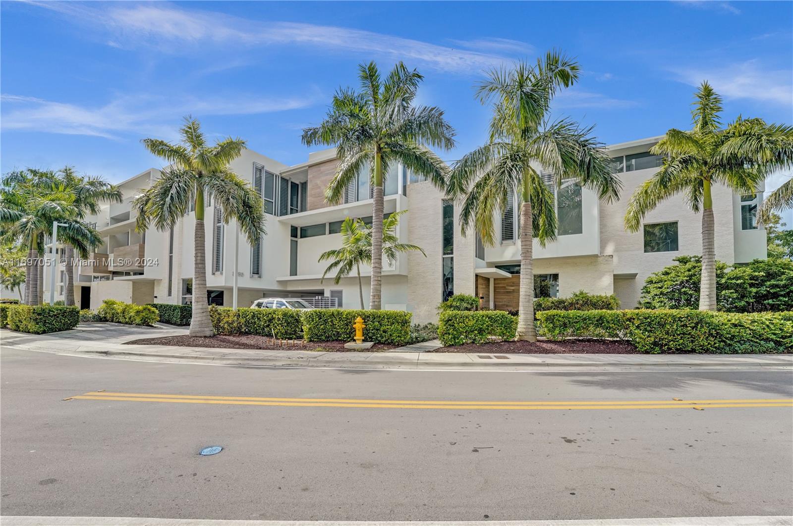 VIDA AT THE POINT - Residential