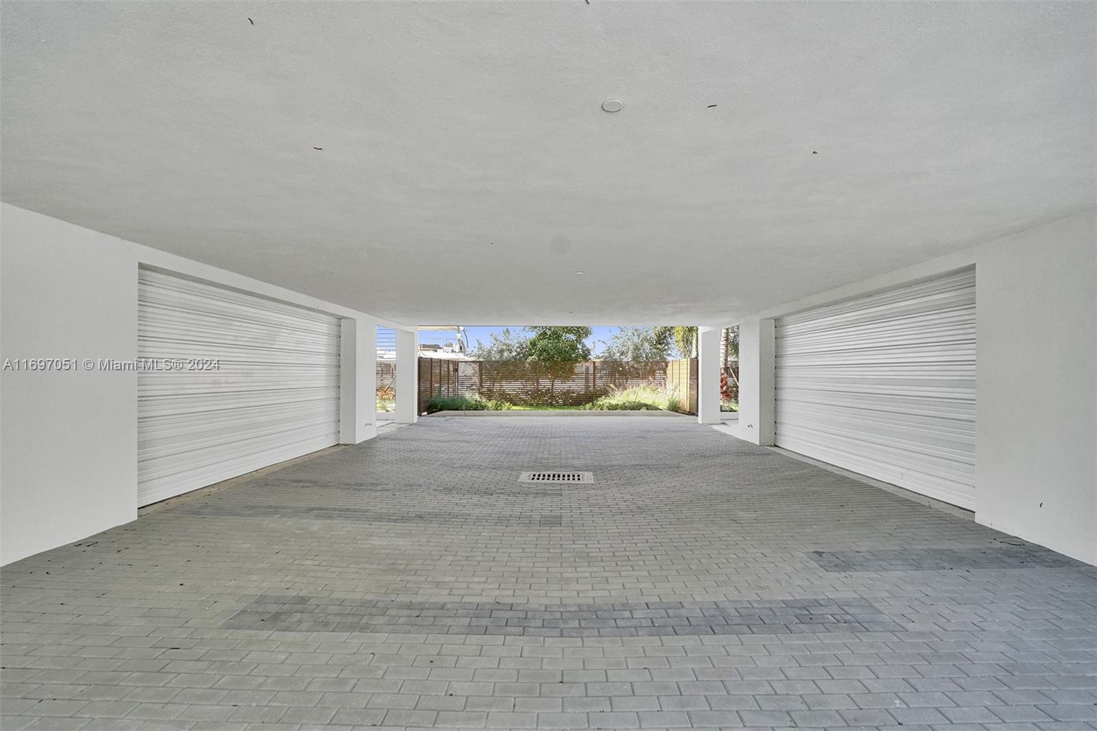 VIDA AT THE POINT - Residential