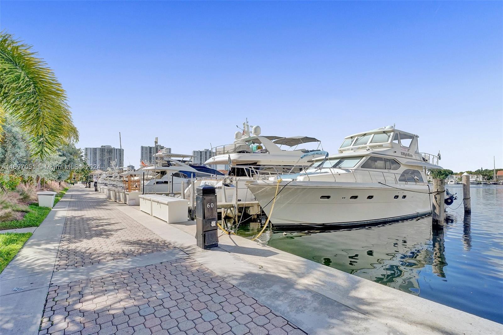 VIDA AT THE POINT - Residential