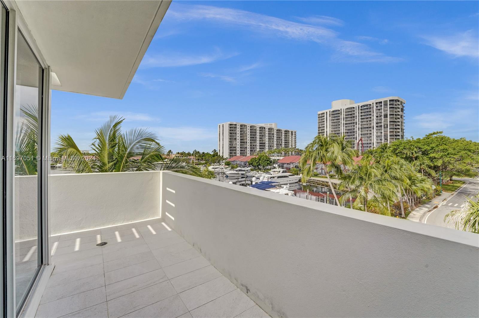 VIDA AT THE POINT - Residential