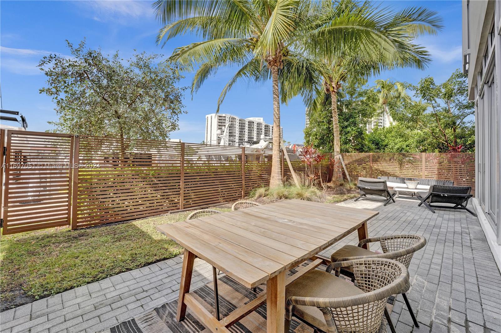 VIDA AT THE POINT - Residential