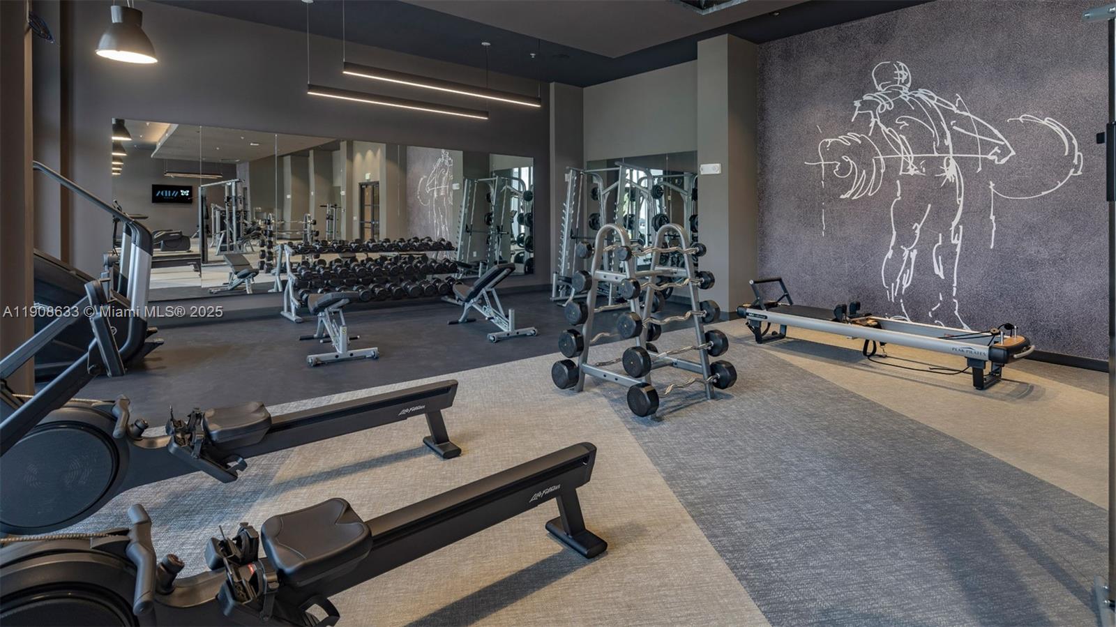 Avida Aventura - Residential Lease