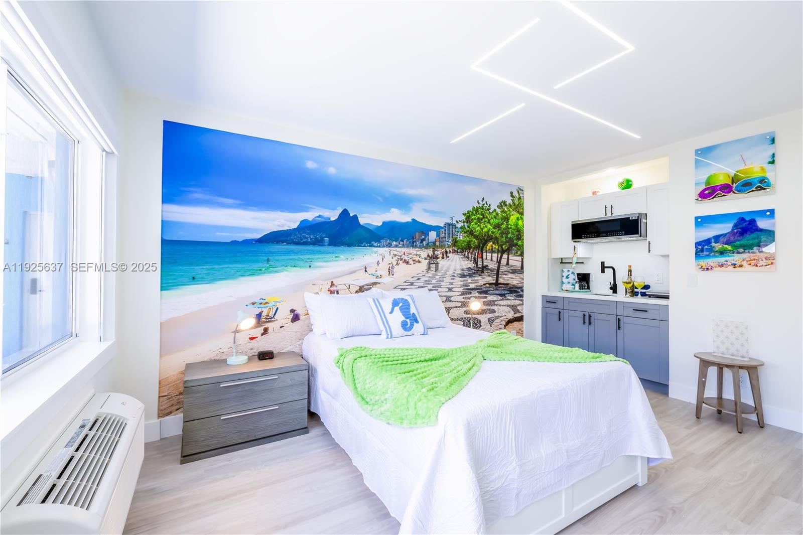 HOLLYWOOD CENTRAL BEACH - Residential Income