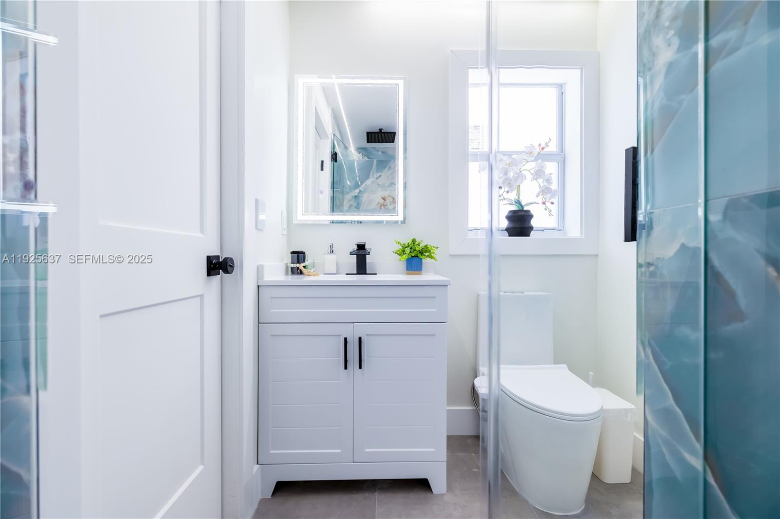 HOLLYWOOD CENTRAL BEACH - Residential Income