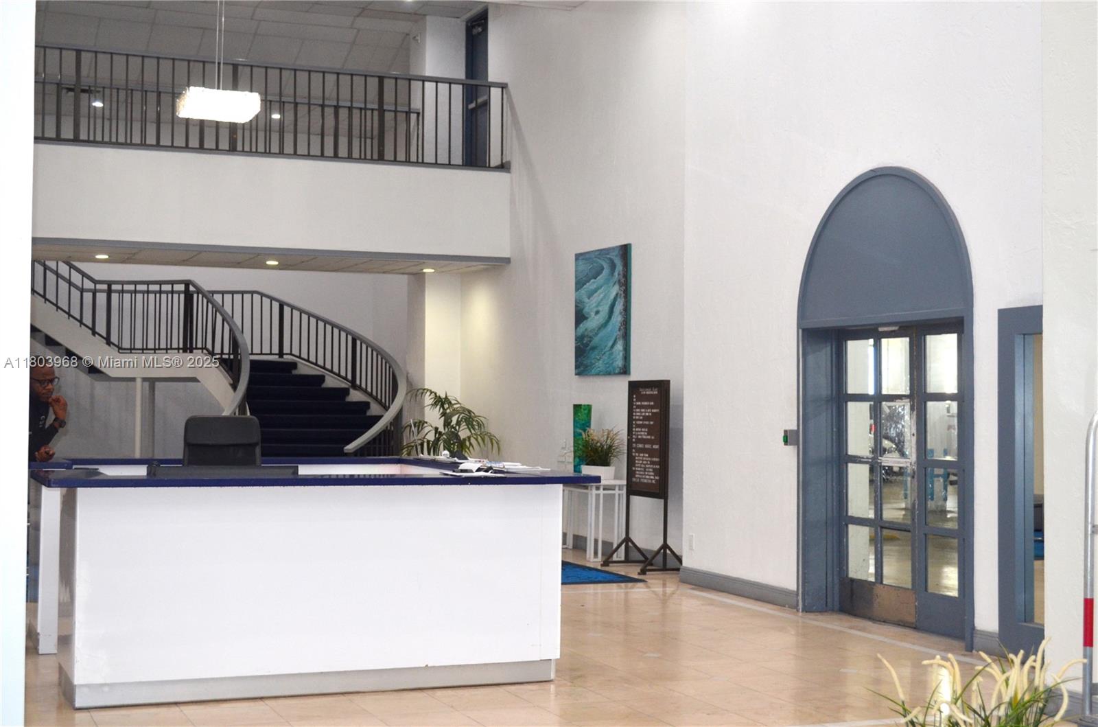 SAILBOAT CAY CONDO - Residential