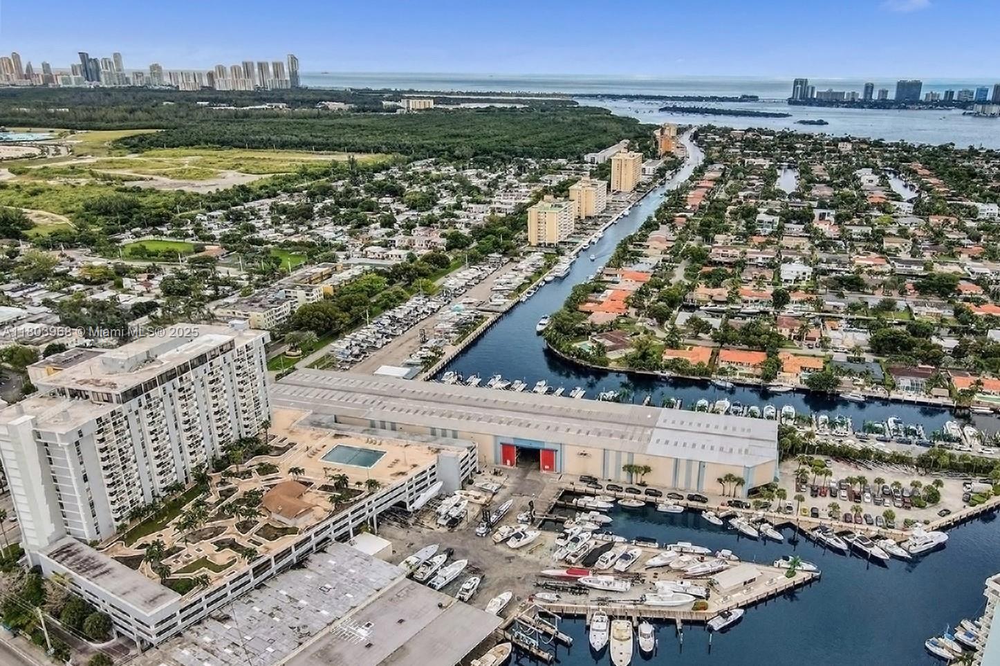 SAILBOAT CAY CONDO - Residential