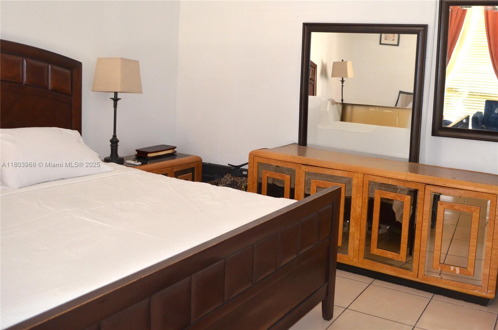 SAILBOAT CAY CONDO - Residential