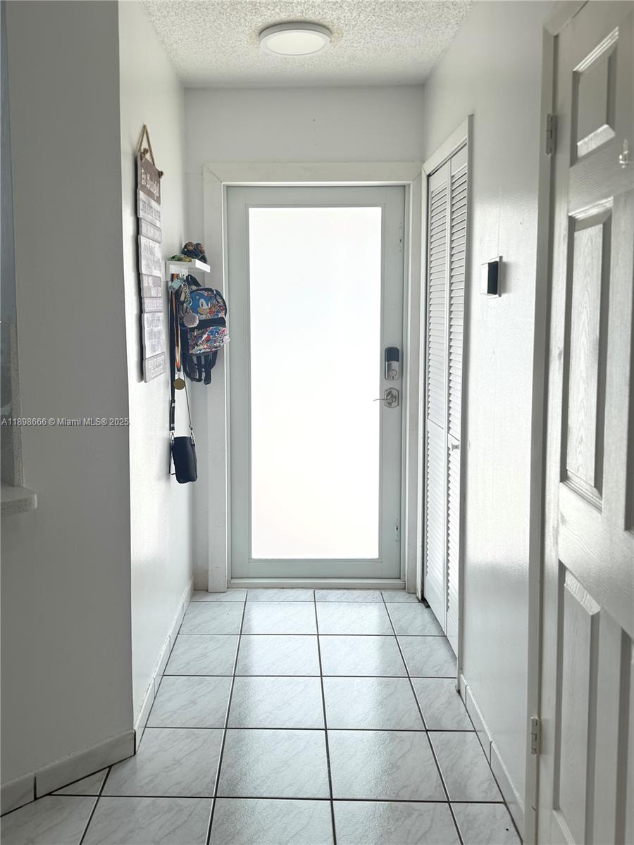 SUNSET HARBOUR SEC IV - Residential Lease