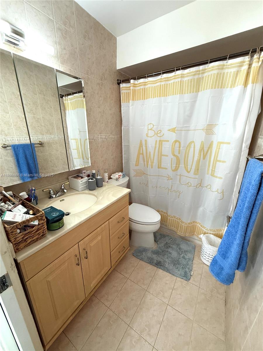 SUNSET HARBOUR SEC IV - Residential Lease