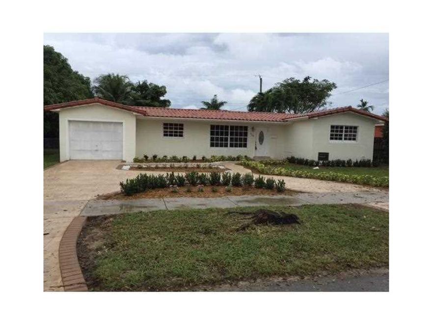 Single family home in Great Palm Lakes Section with 3 Bedrooms 2 Bath. Large living room, upgraded kitchen, dining area & family room. Tile throughout, all under central A/C. Big open porch overlooking a large backyard with lots of space for a pool & ente rtaining. Carport & driveway for 3 cars & tile roof. Centrally located near Miami Int'l Airport, major highways, restaurants & shopping.