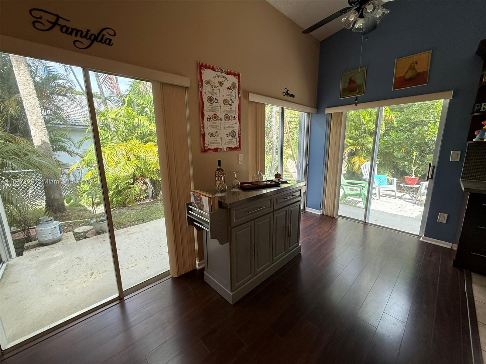 GATELAND RESIDENTIAL PLAT - Residential