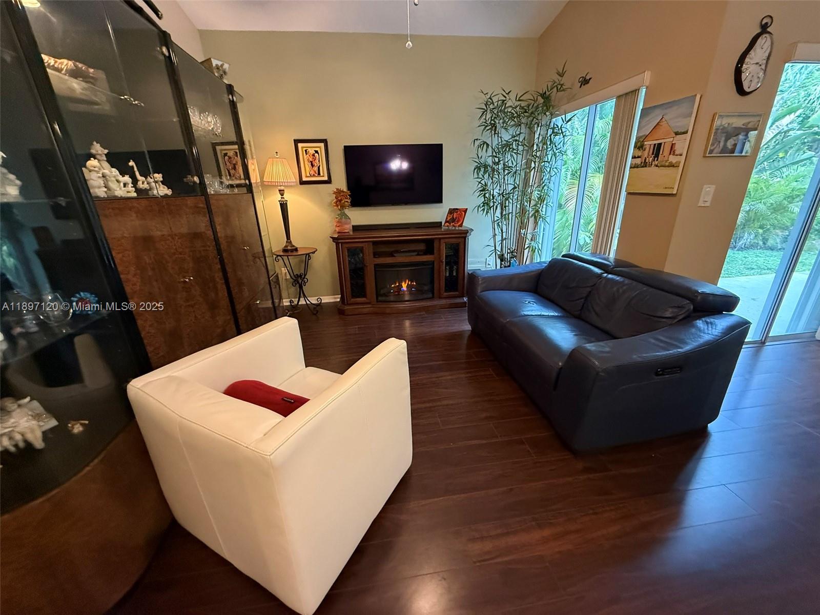 GATELAND RESIDENTIAL PLAT - Residential