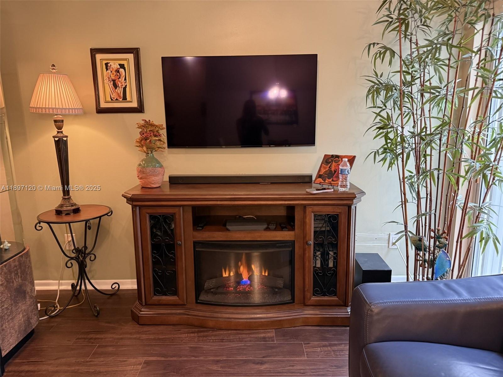 GATELAND RESIDENTIAL PLAT - Residential