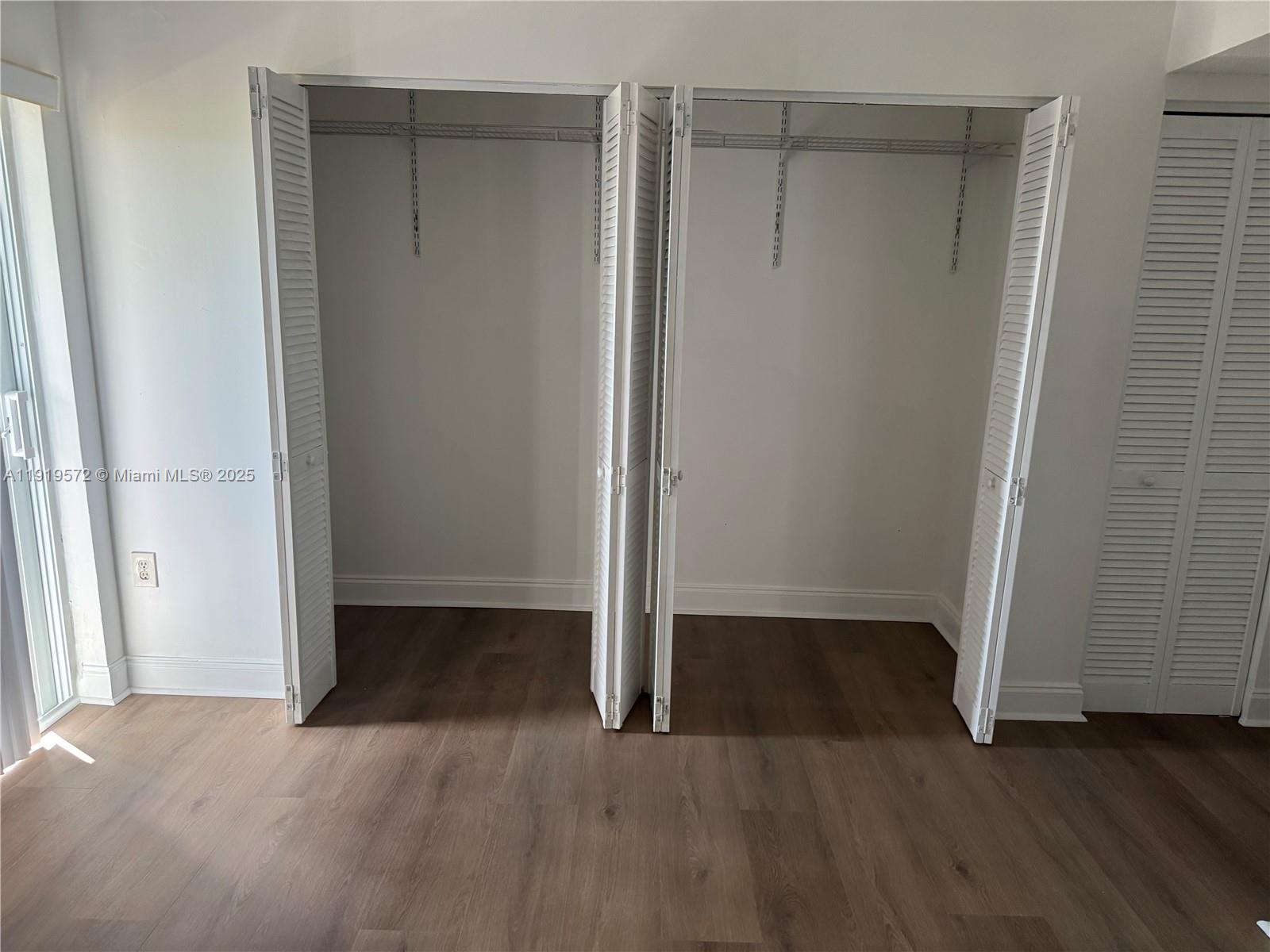 CORAL POINTE TOWNHOMES CON - Residential Lease